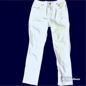Chico’s Platinum White Jeans Size.1.5 Regular Like New